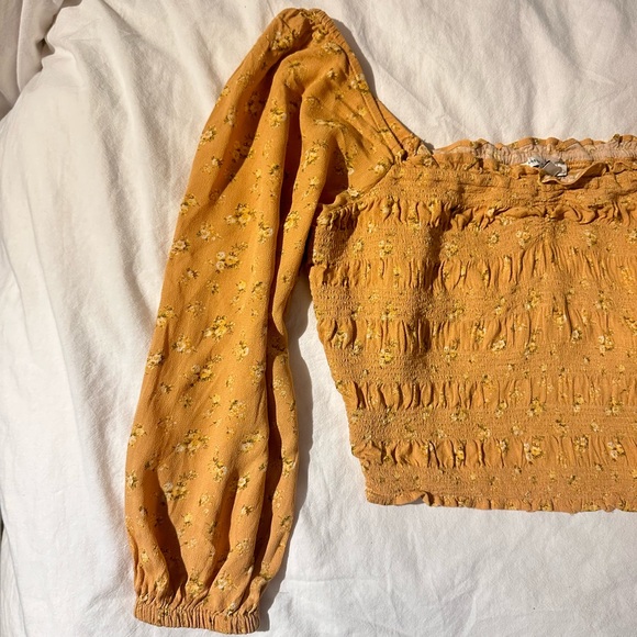 American Eagle Yellow Floral Crop Top - Picture 10 of 10